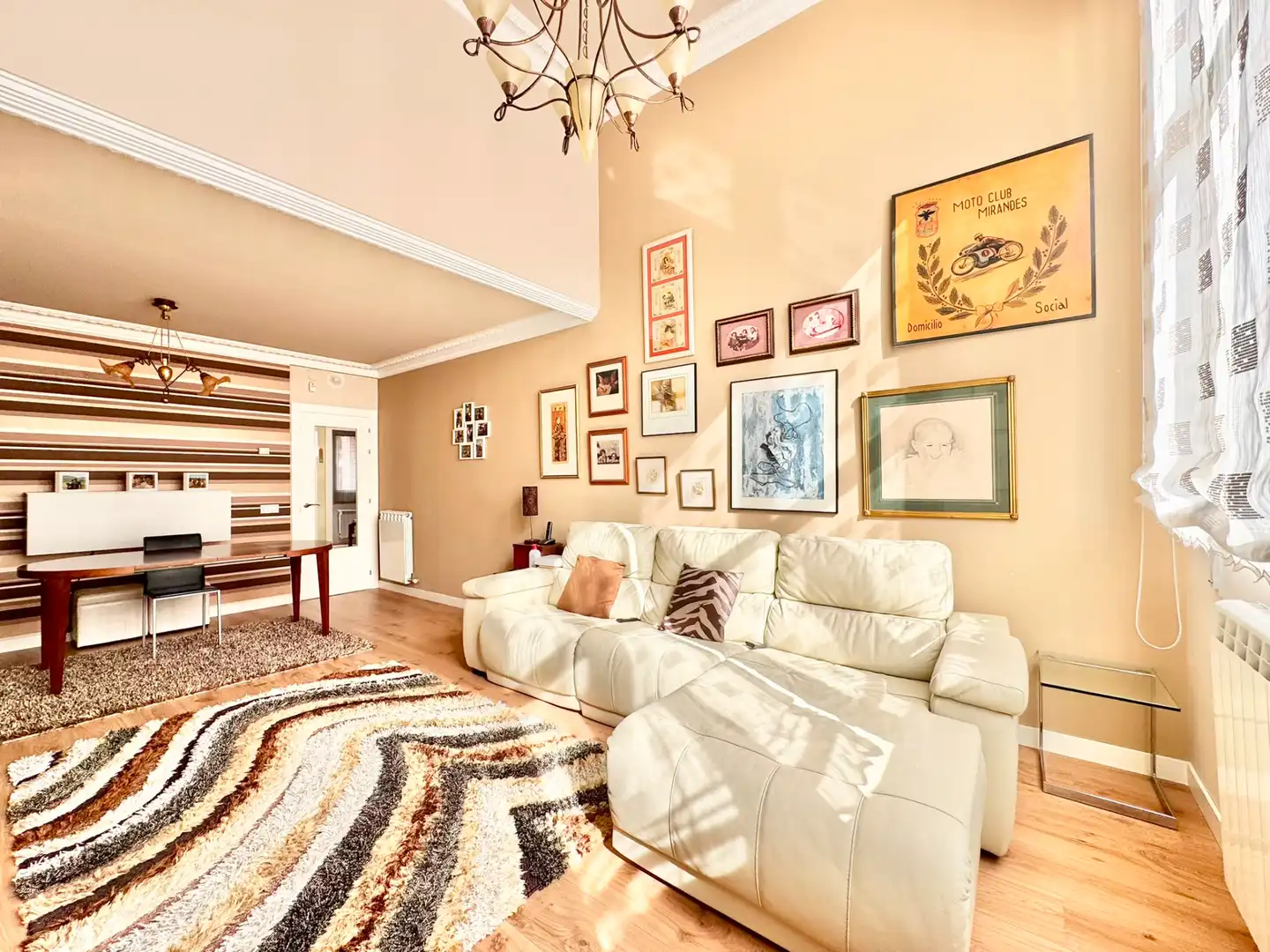 Sala de estar de Dúplex en venta en Vitoria - Gasteiz con Calefacción, Terraza y Trastero