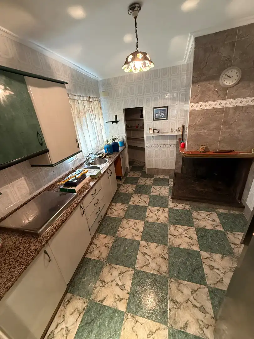 Cuina de Casa o xalet en venda en Alcalá la Real amb Terrassa, Traster i Moblat