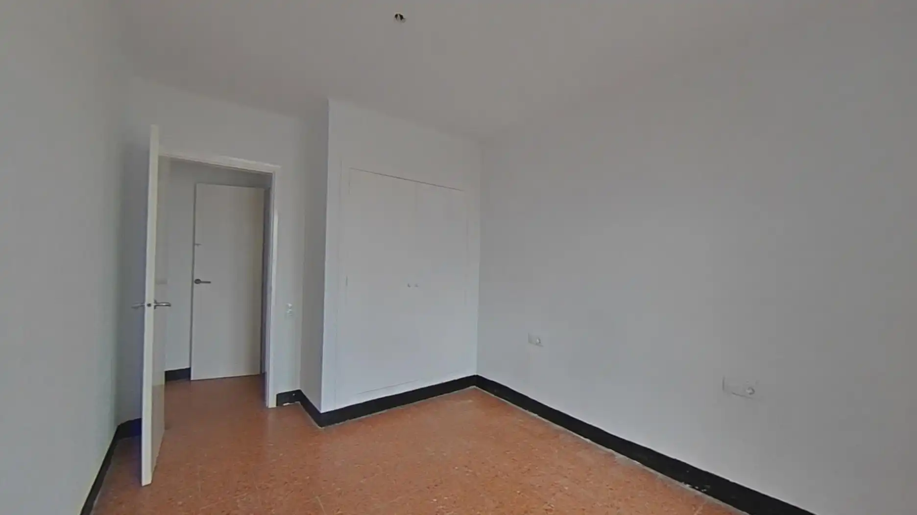 Flat for sale in de Sant Narcís, Sant Narcís
