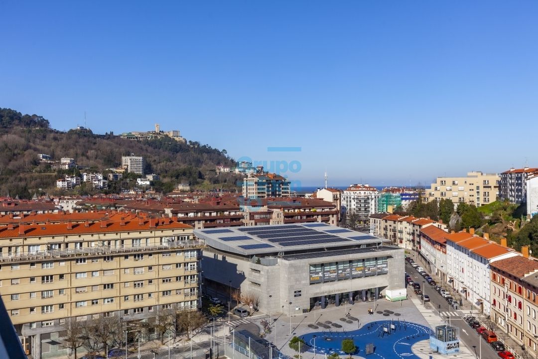 Exterior view of Flat to rent in Donostia - San Sebastián   with Heating