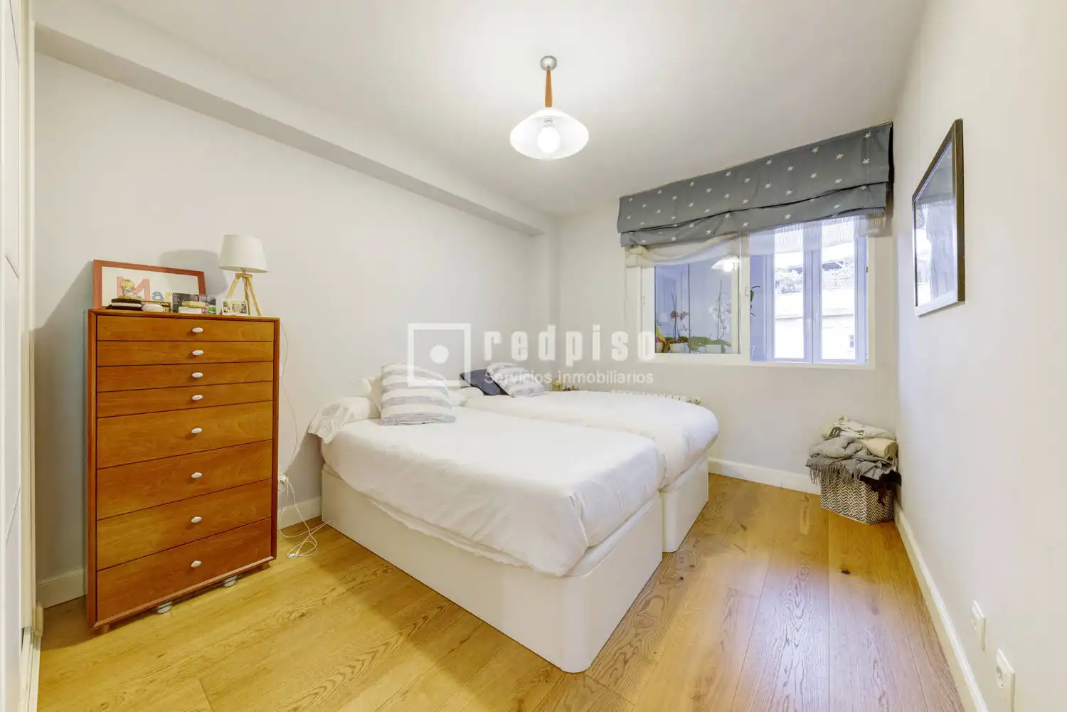 Habitación de Ático en venta en Pozuelo de Alarcón con Aire acondicionado, Calefacción y Jardín privado