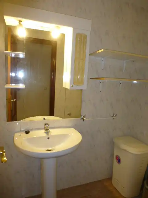 Baño de Piso de alquiler en Murcia con Aire acondicionado, Amueblado y Horno