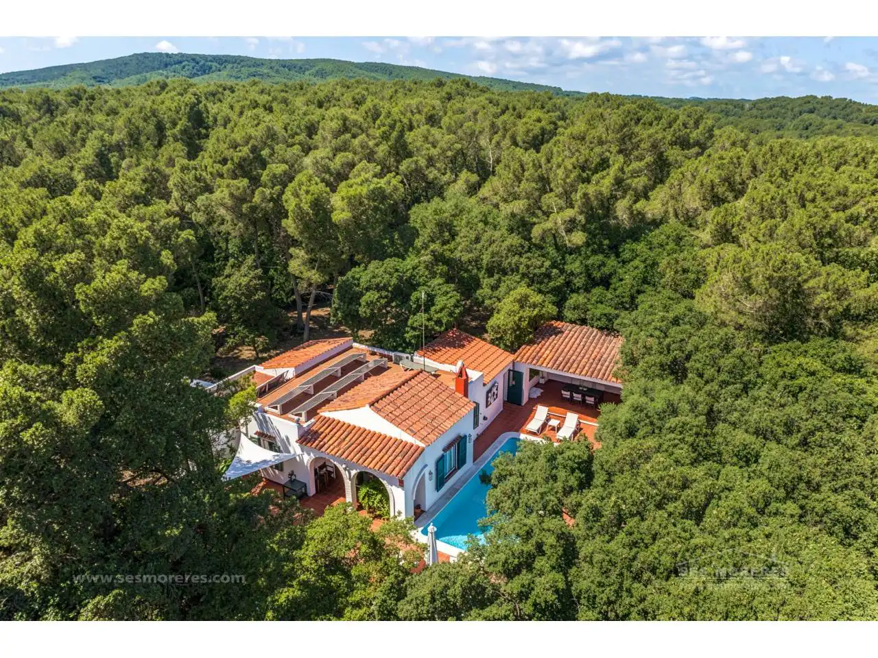 Vista exterior de Finca rústica en venda en Es Mercadal amb Aire condicionat, Jardí privat i Terrassa