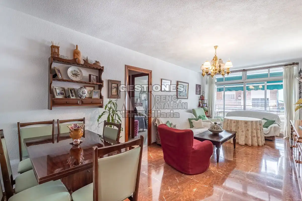 Wohnzimmer von Wohnung zur Miete in Granada mit Heizung, Möbliert und Ofen