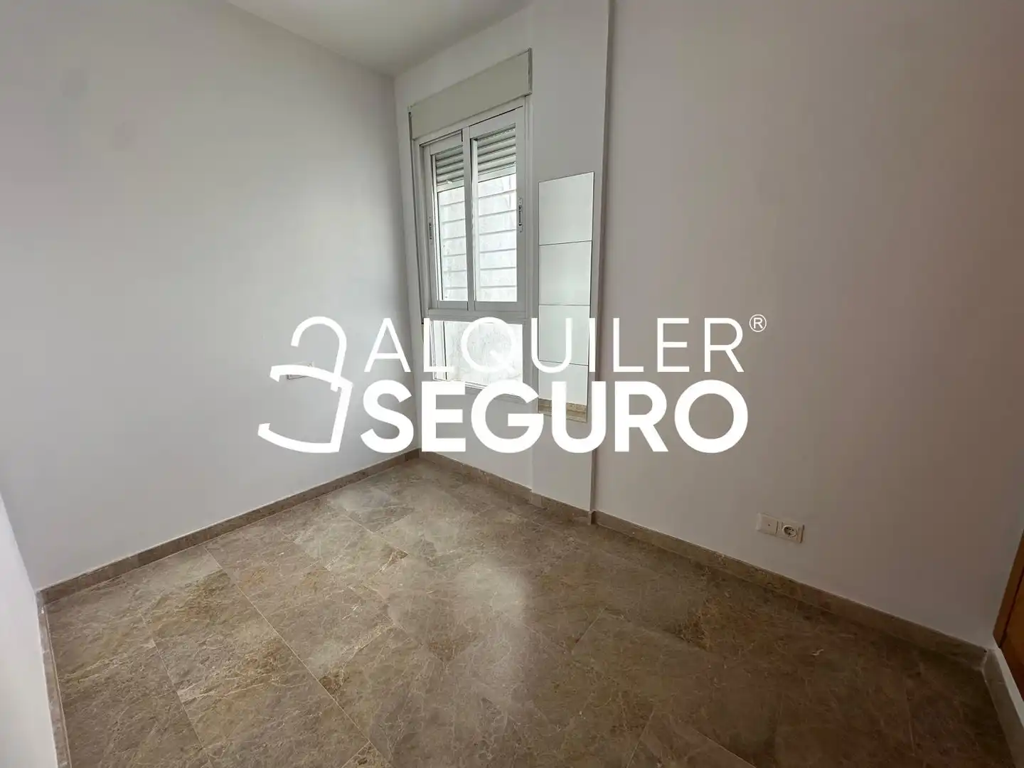 Habitación de Ático de alquiler en Paiporta con Aire acondicionado, Calefacción y Terraza