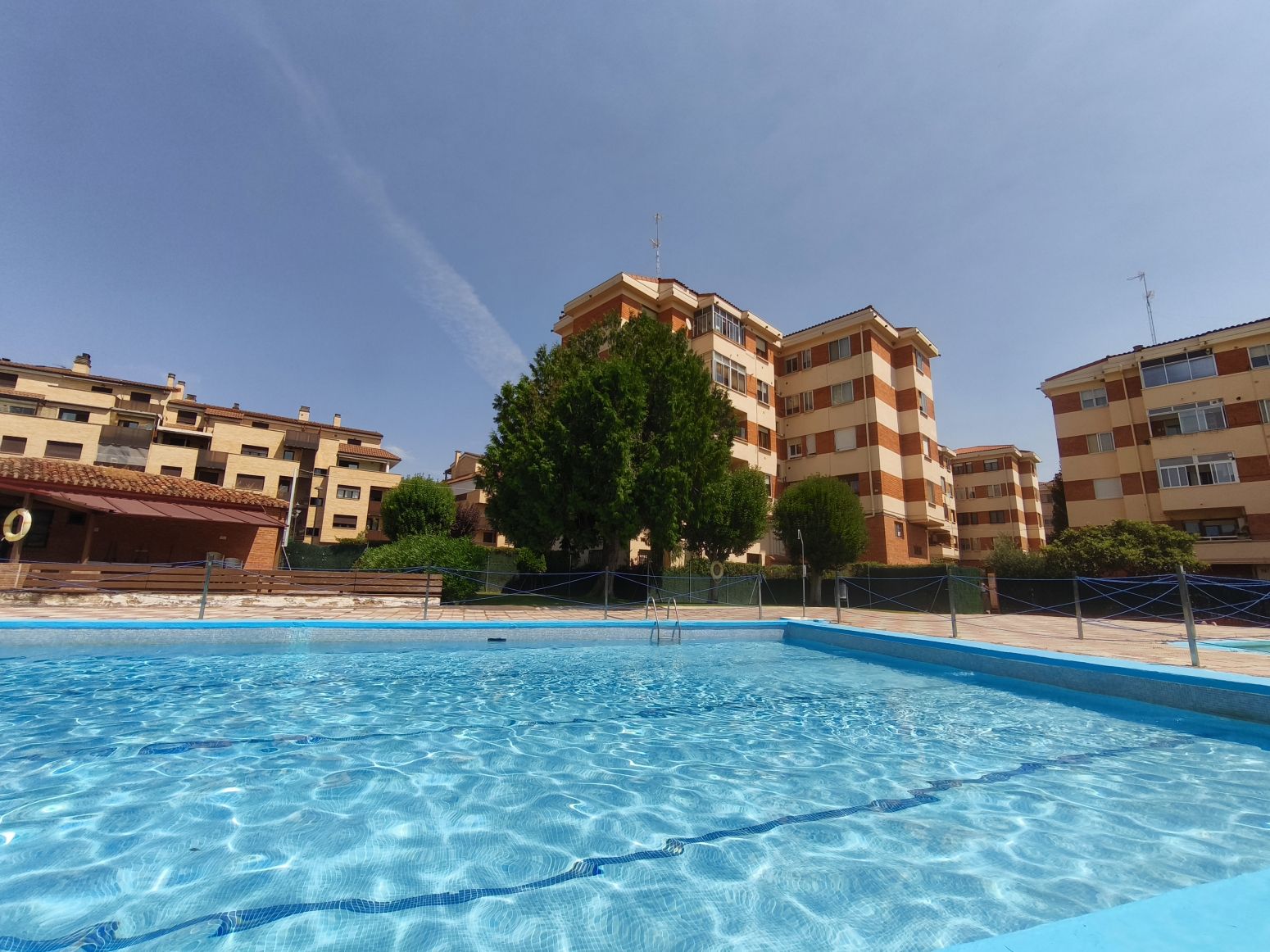 Schwimmbecken von Wohnung zum verkauf in Villamediana de Iregua mit Heizung, Privatgarten und Terrasse