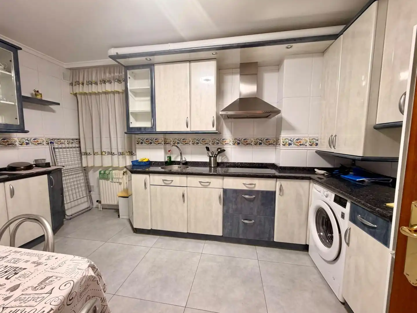 Küche von Wohnung zur untervermieten in Illera