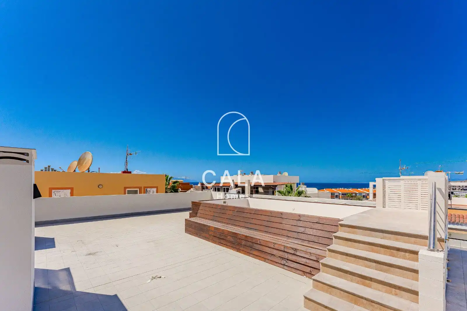 Terrasse von Wohnung zum Verkauf in Guía de Isora mit Klimaanlage, Heizung und Terrasse