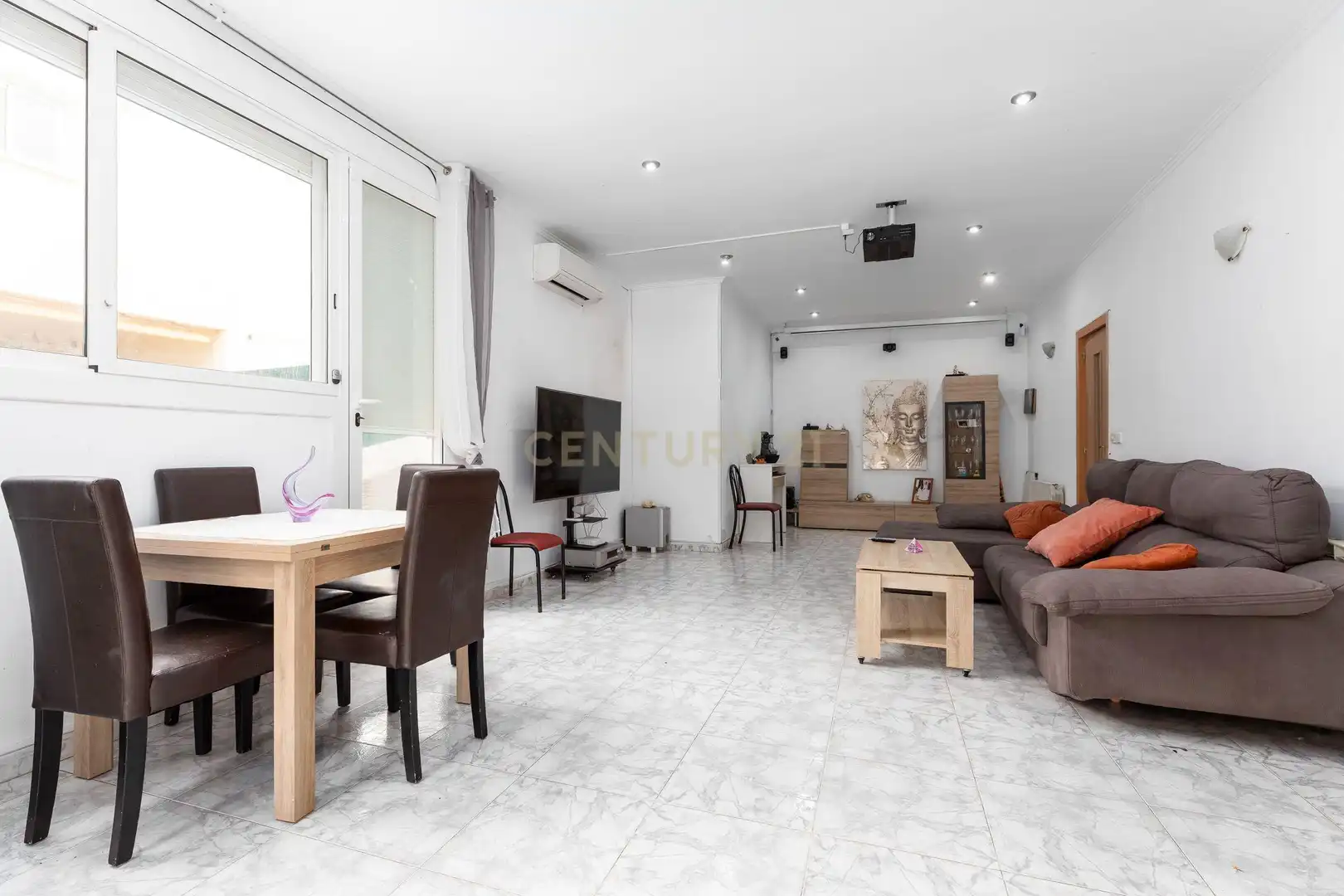 Sala de estar de Casa o chalet en venta en Lliçà d'Amunt con Aire acondicionado, Microondas y TV