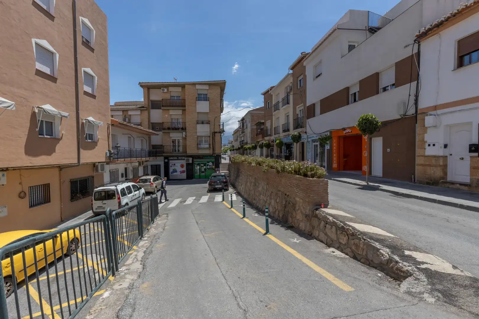 Vista exterior de Àtic en venda en Alhendín amb Aire condicionat, Terrassa i Traster