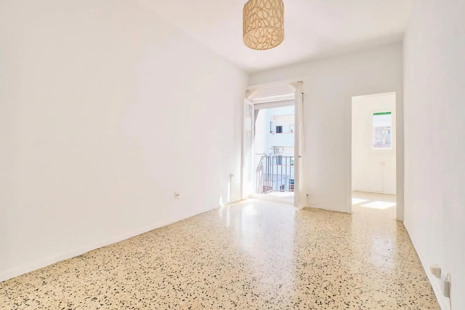 Living room of Flat for sale in Barcelona  with Air Conditioner, Washing machine and Microwave