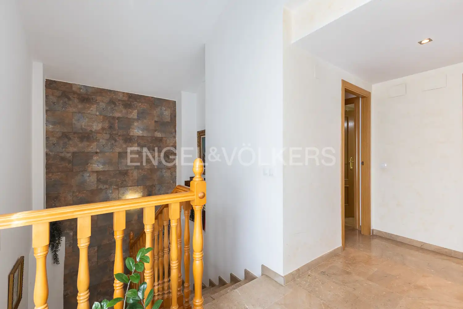 Houses for rent in Chiva, Valencia