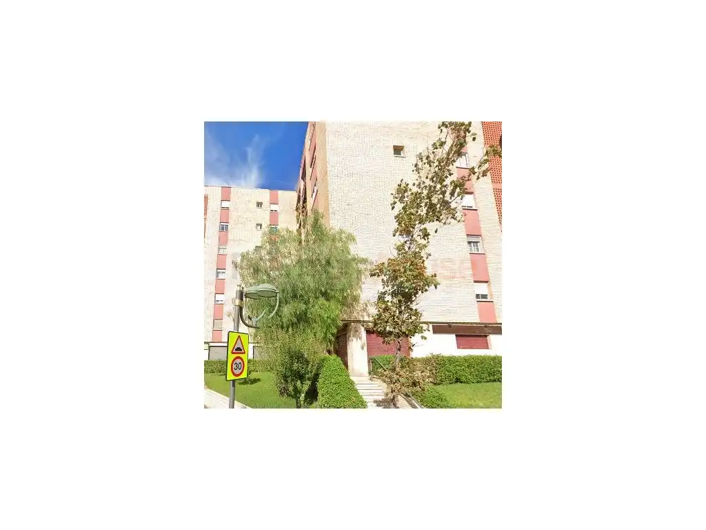 Flat with lift for sale in Calle Riu Montsant, imagen 4