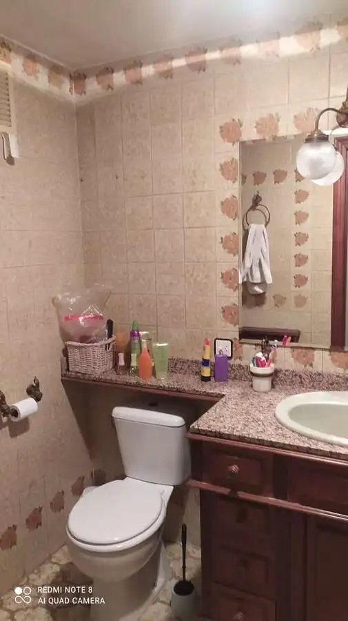 Baño de Piso en venta en Salamanca con Calefacción, Terraza y Amueblado