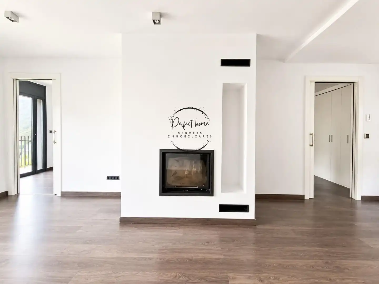 Sala de estar de Piso en venta en Ordino con Calefacción, Terraza y Trastero