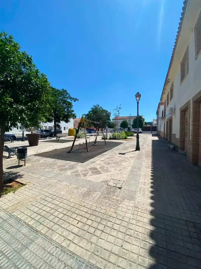 Vista exterior de Garaje en venta en Sanlúcar la Mayor