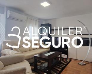 Sala d'estar de Pis de lloguer en  Madrid Capital amb Aire condicionat, Calefacció i Moblat