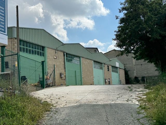 Vista exterior de Nau industrial en venda en Estella / Lizarra