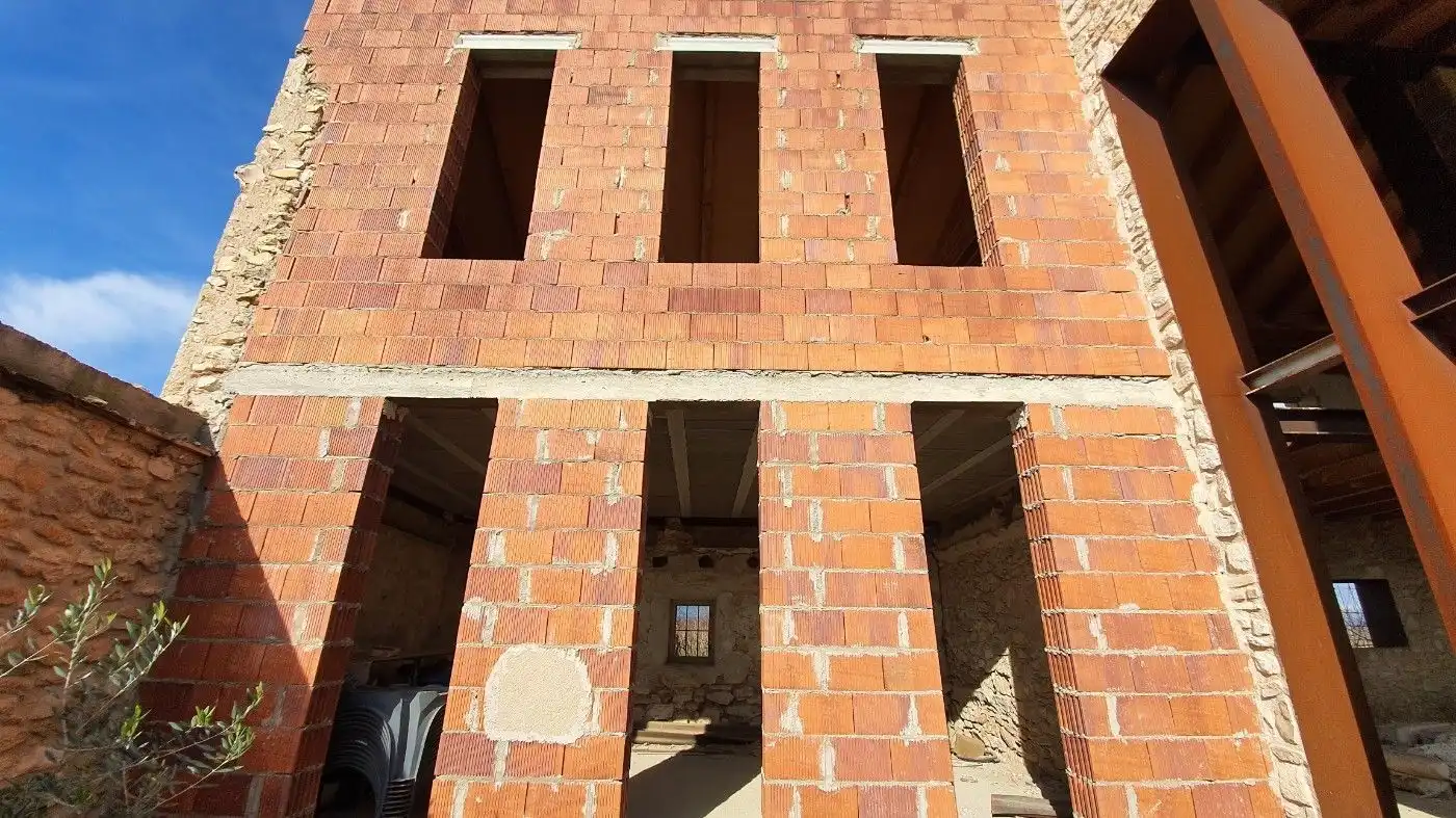 Vista exterior de Casa o chalet en venta en Benissanet con Terraza