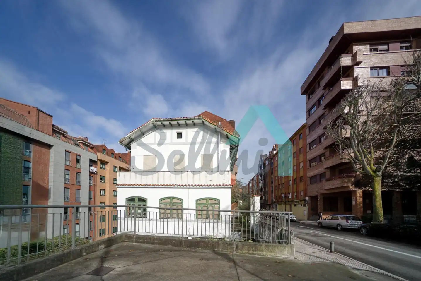 Außenansicht von Residential zum Verkauf in Oviedo 
