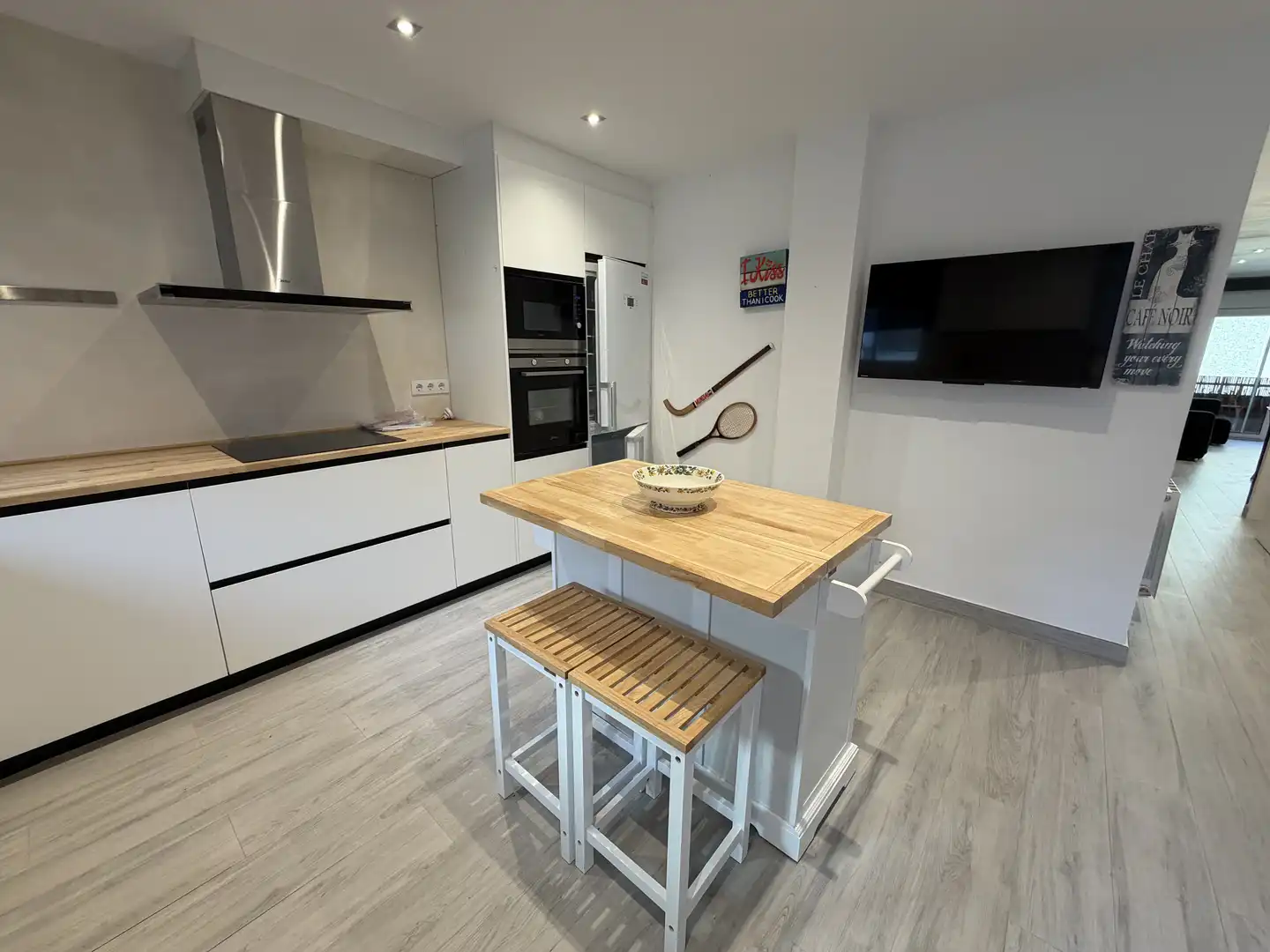 Cocina de Apartamento de alquiler en Palamós con Calefacción, TV y Alarma