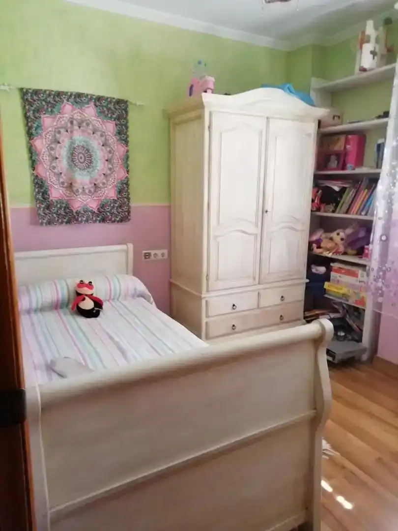 Habitación de Piso en venta en Algeciras con Parquet, Trastero y Amueblado