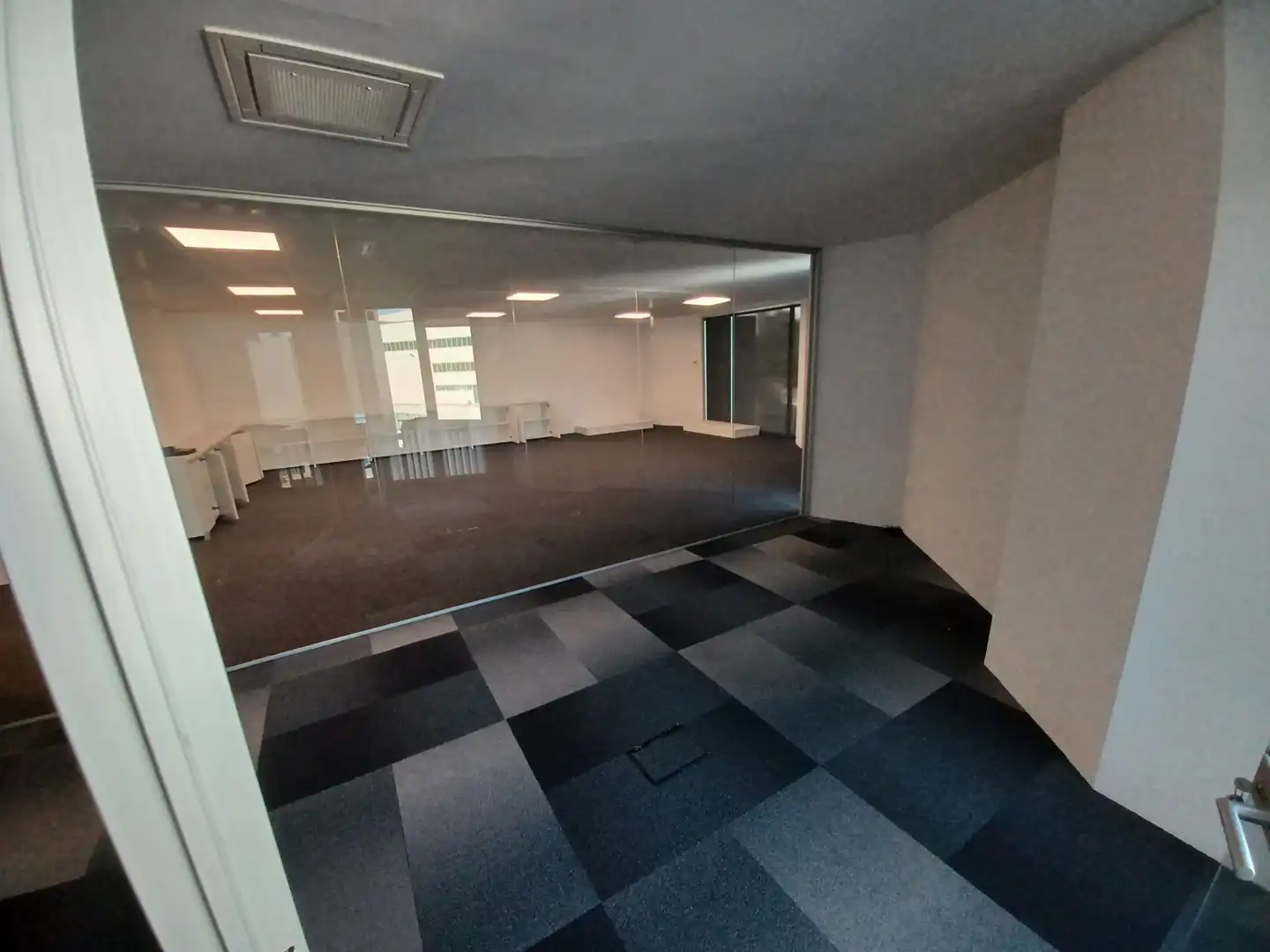 Bureau à louer à Zona Nord, imagen 9