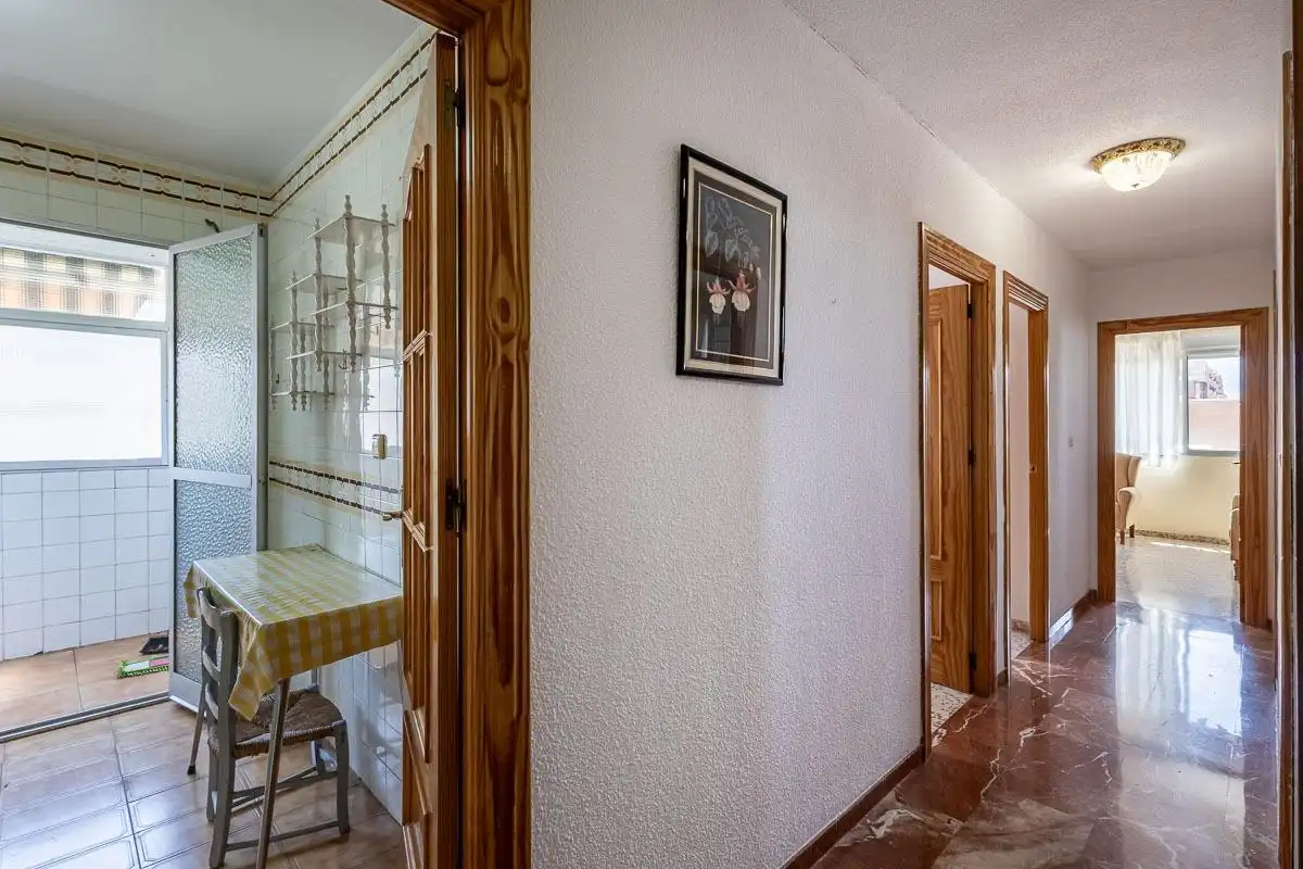Flat for sale in Granada  with Air Conditioner and Heating