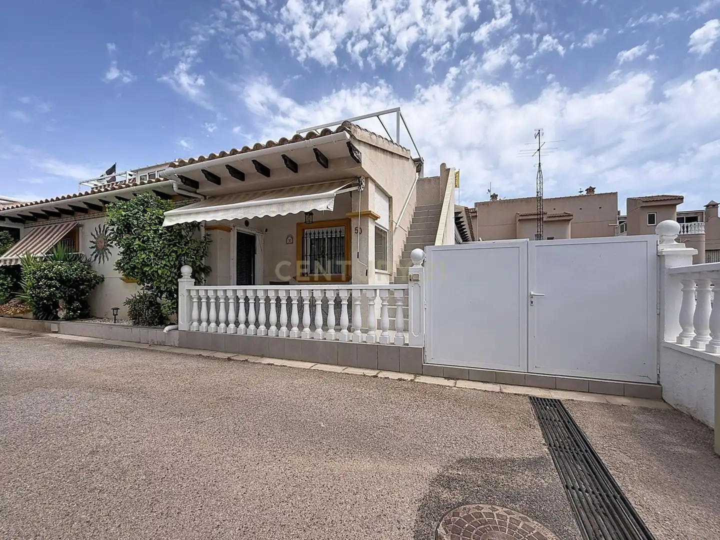Vista exterior de Apartament en venda en Orihuela amb Aire condicionat, Traster i Forn