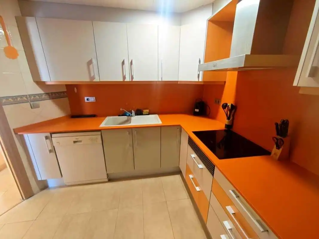 Cocina de Casa adosada en venta en Paracuellos de Jiloca con Aire acondicionado, Calefacción y Jardín privado