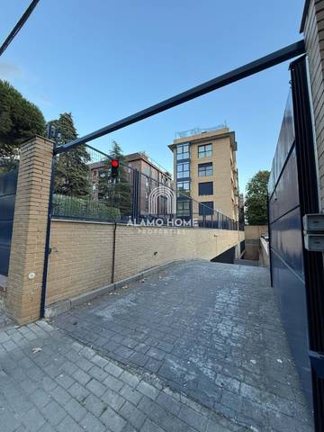 Garaje en Alquiler en calle hernandez tejada en San Pascual