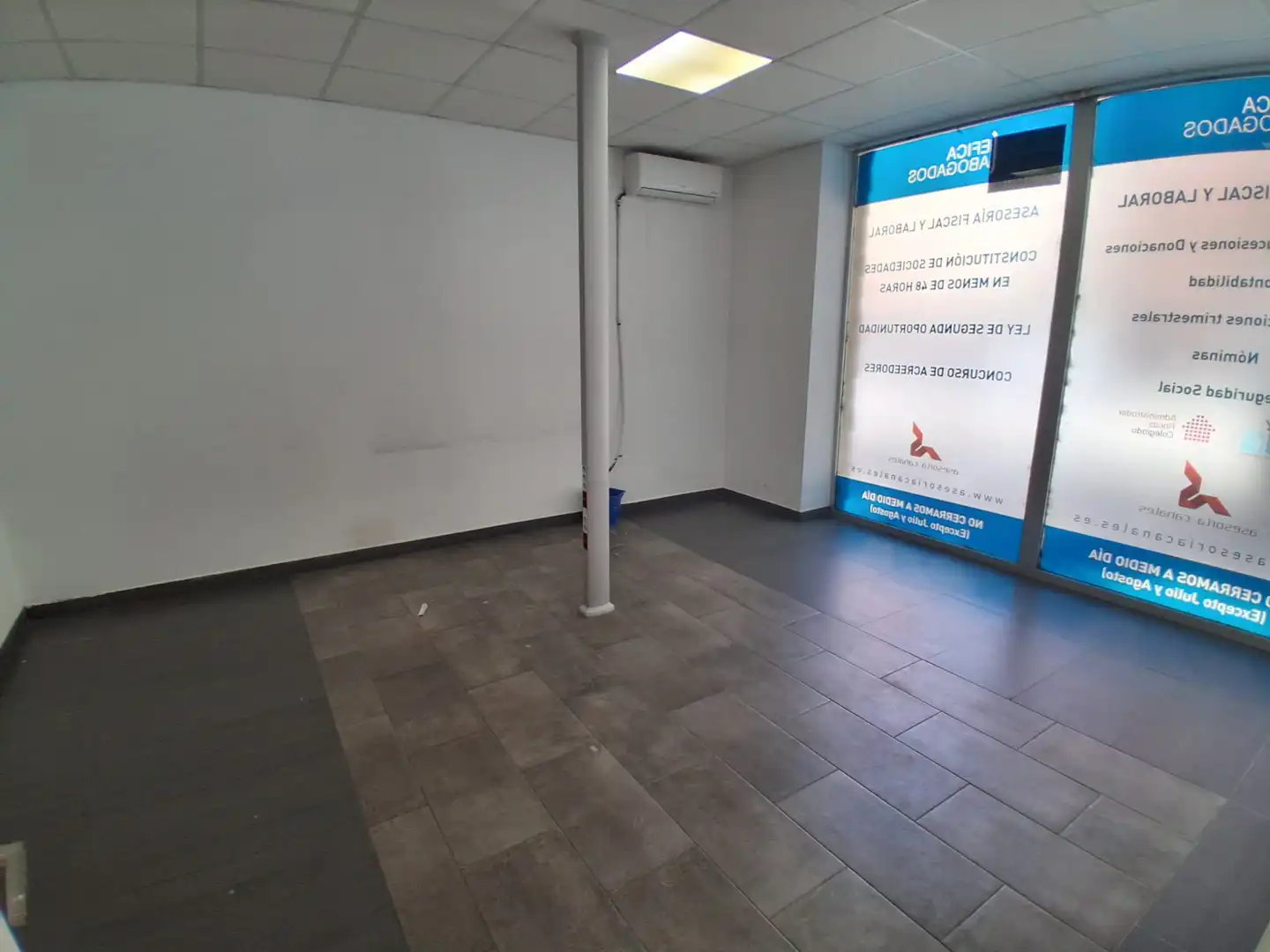 Business premises to rent in Carrer Pintor Peris Aragó 25, imagen 2