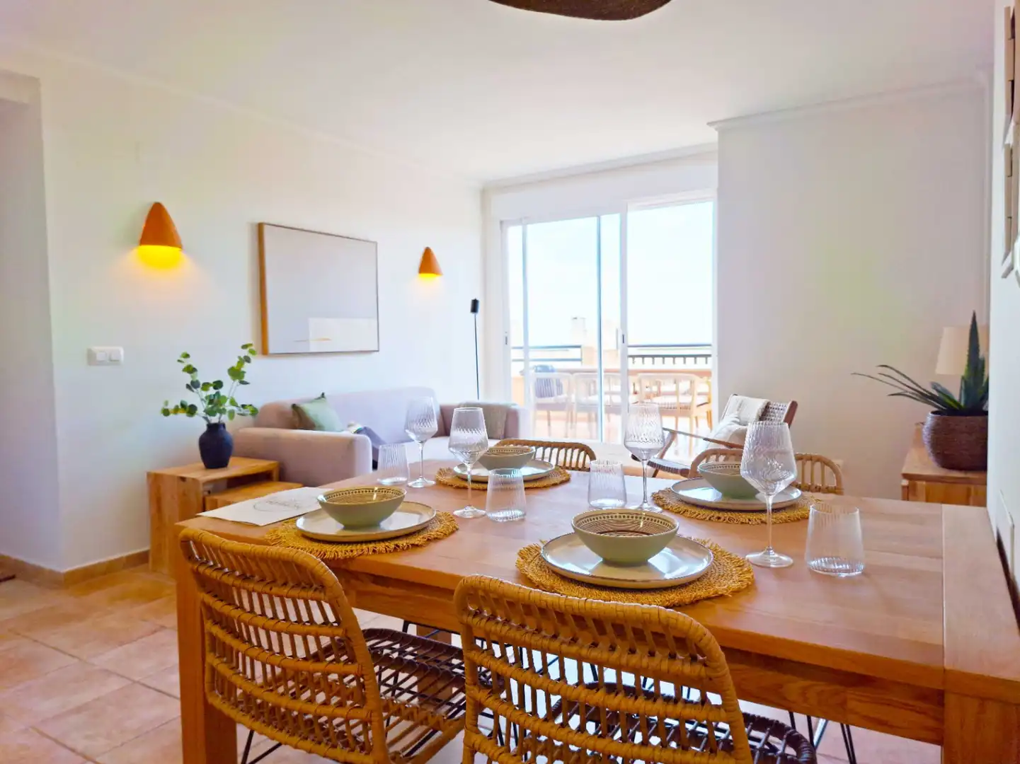 Menjador de Apartament en venda en Pedreguer amb Jardí privat, Terrassa i Internet