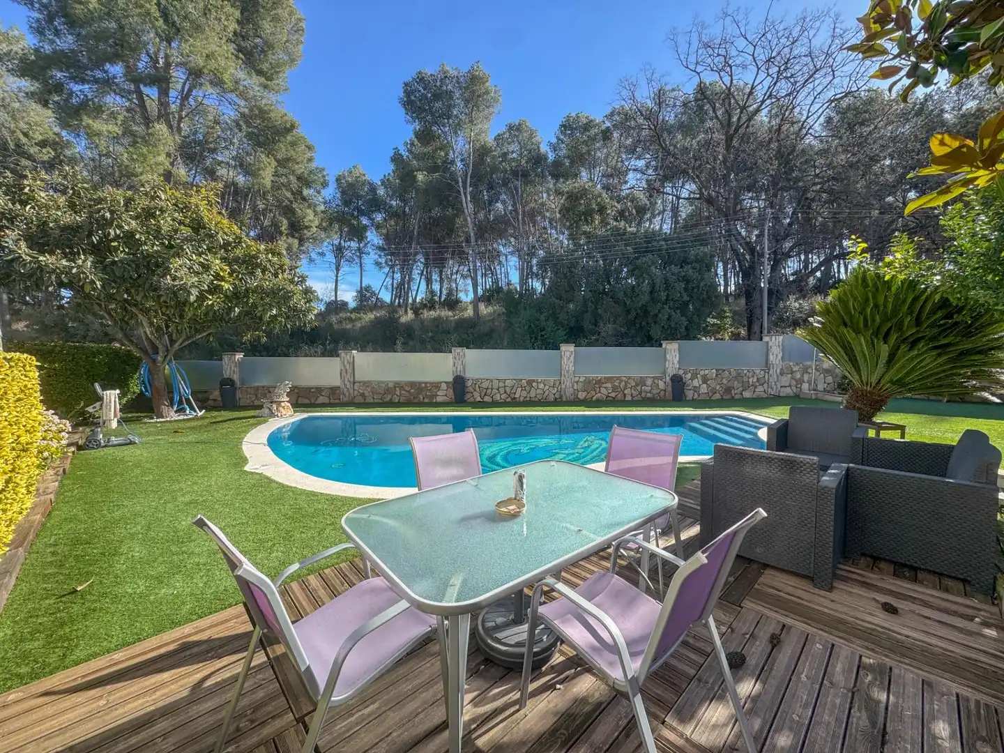 Piscina de Casa o chalet en venta en Sant Esteve Sesrovires con Aire acondicionado, Calefacción y Balcón