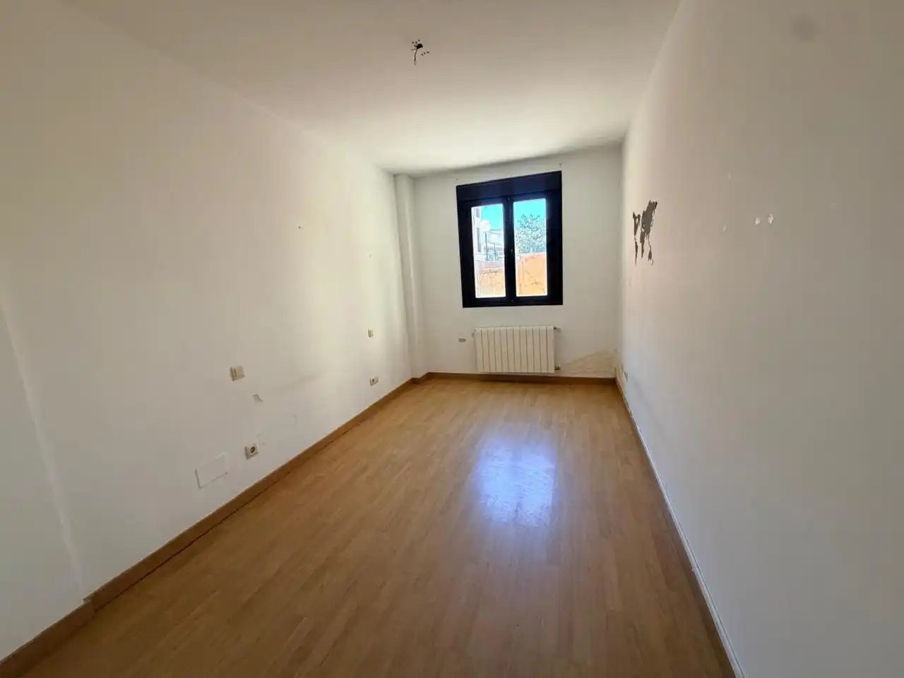 Schlafzimmer von Erdgeschoss zum Verkauf in Tarancón mit Heizung, Terrasse und Abstellraum