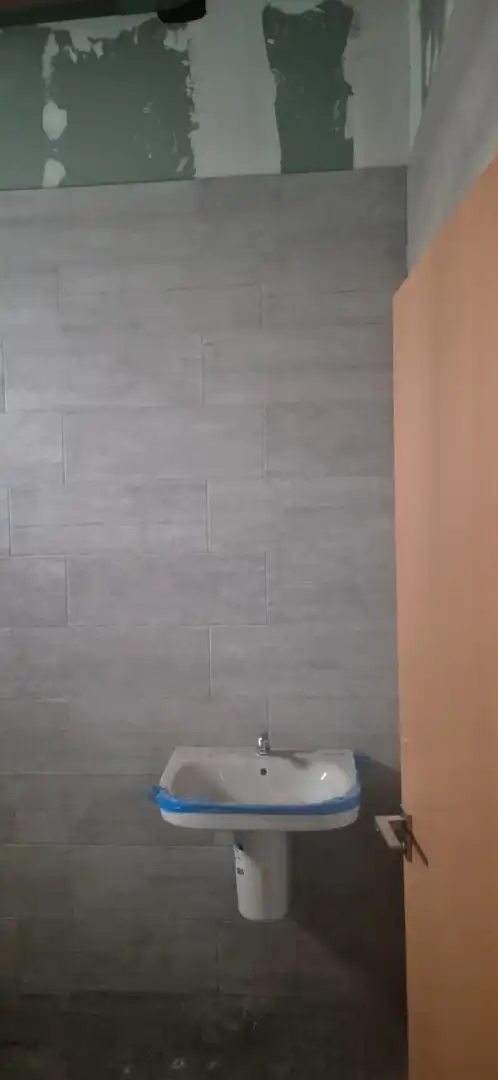 Local de alquiler en Granja de Rocamora con Parquet