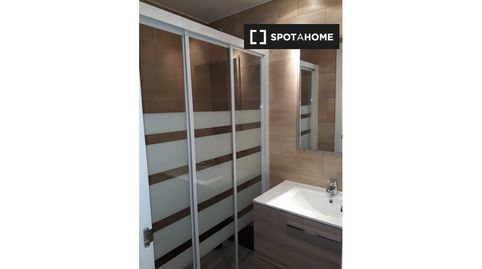 Foto 5 de Habitació a Almenara -Ventilla, Madrid Capital