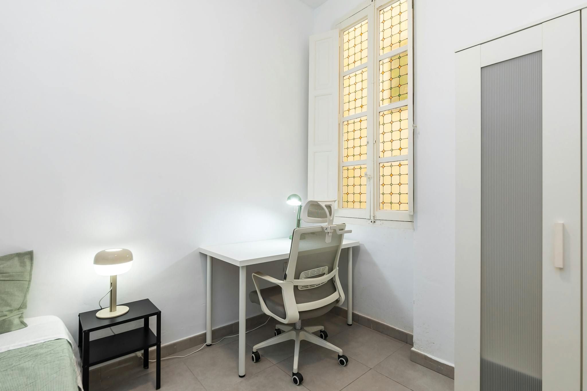 Flat to share in N/A, Sant Francesc