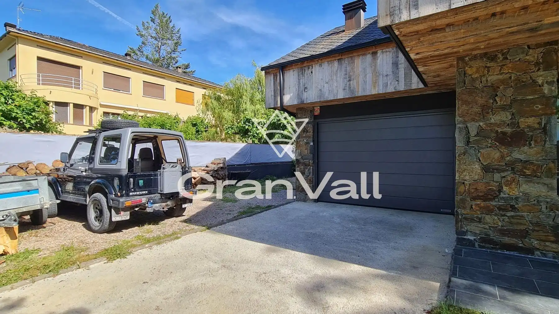 Parkplatz von Haus oder Chalet zum Verkauf in Puigcerdà mit Heizung, Privatgarten und Terrasse