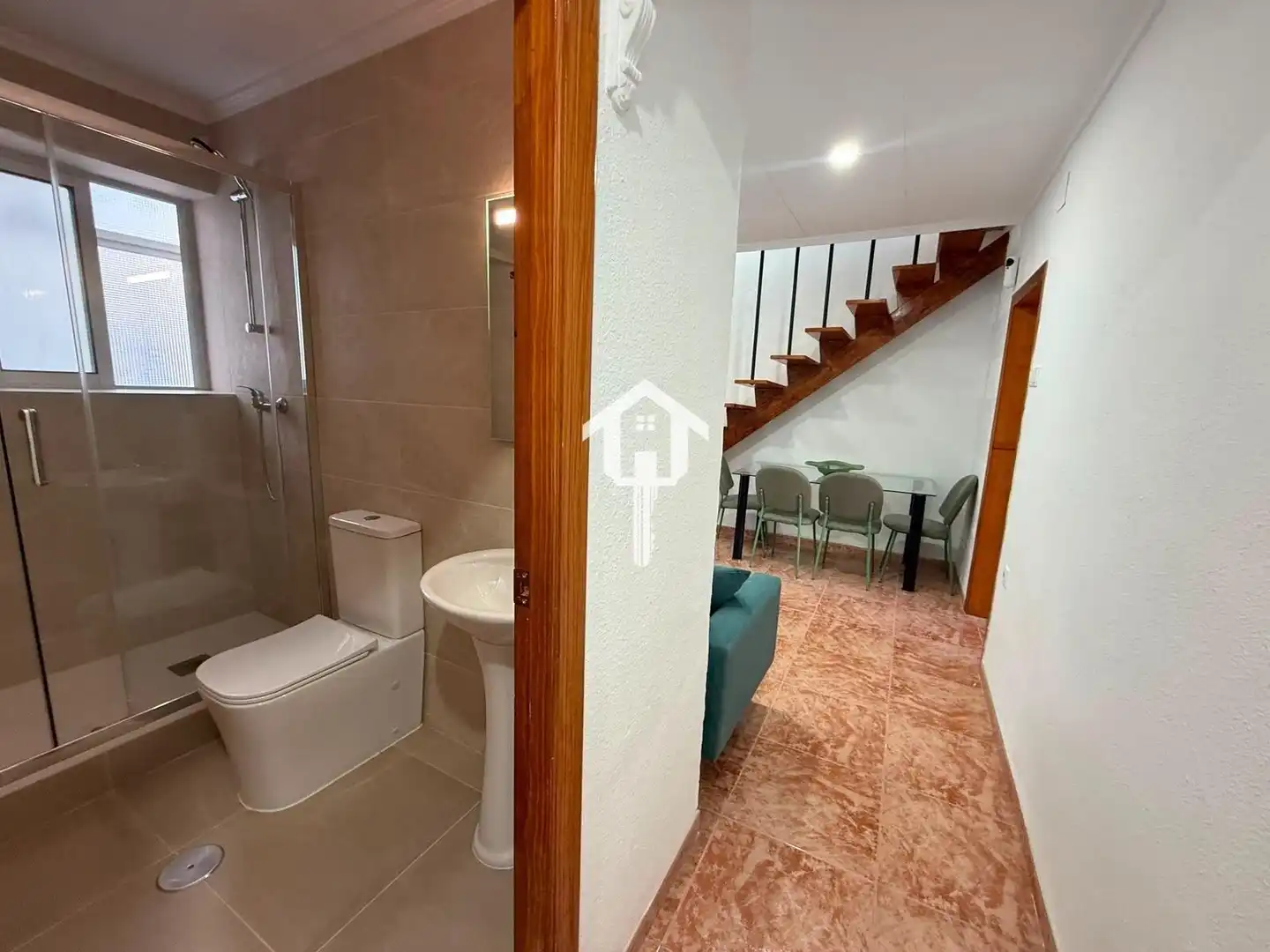 Dúplex con terraza en venta en Calle VILLA DE CHIVA, imagen 7
