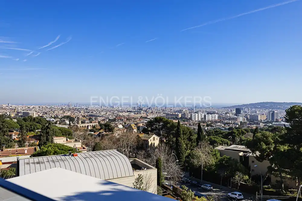 Vista exterior de Casa o chalet en venta en Barcelona con Aire acondicionado, Calefacción y Jardín privado