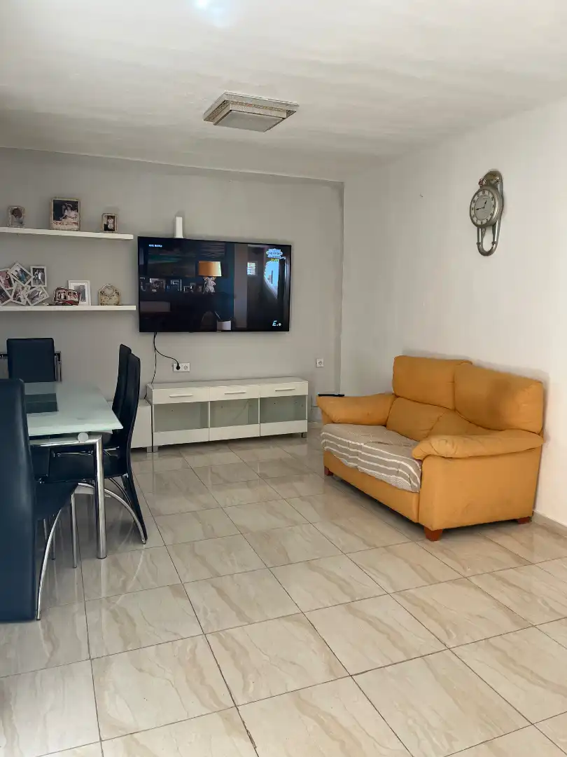 Detached homes for sale in Carrer de l'Almirall Requesens, Ponent