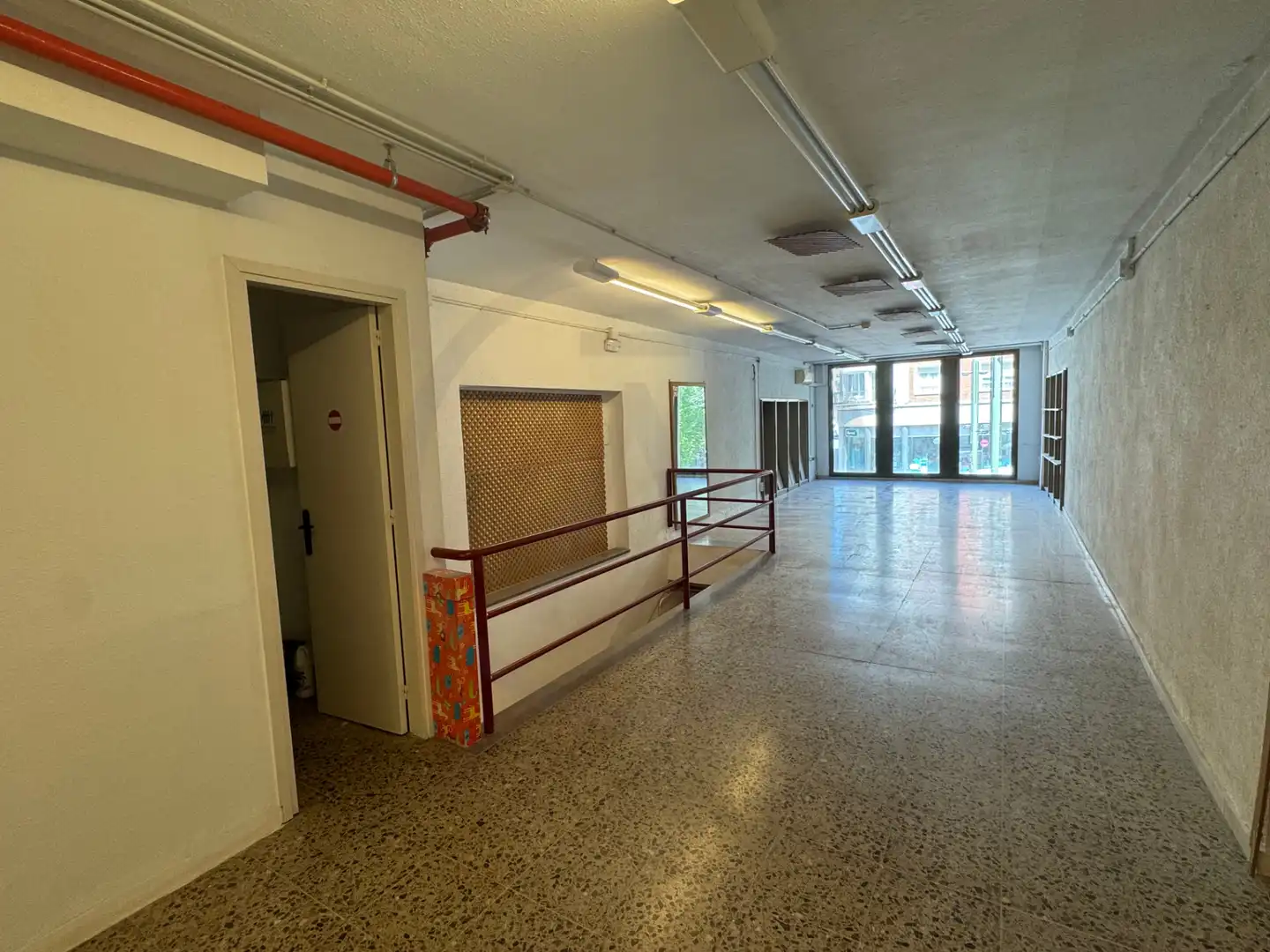 Gewerbefläche zur Miete in Centre, imagen 40