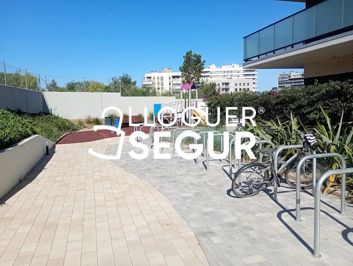 Terraza de Piso de alquiler en Viladecans con Aire acondicionado, Terraza y Trastero