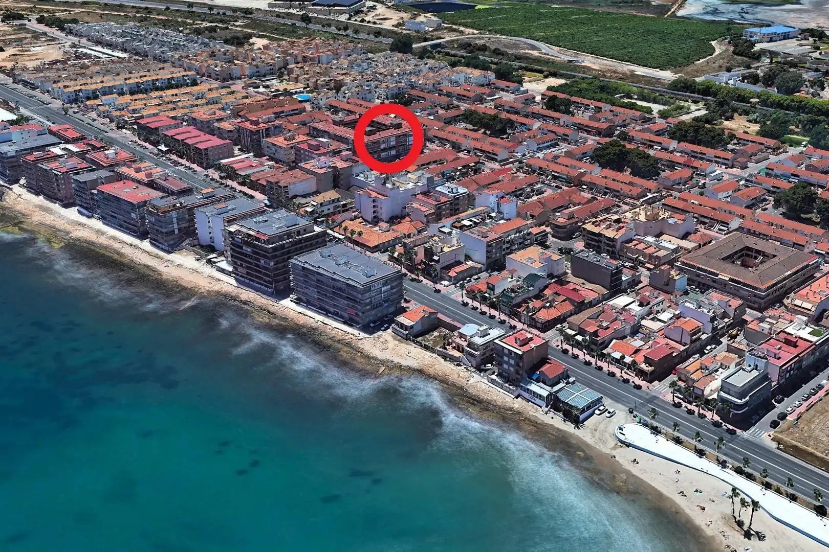 Vista exterior de Àtic en venda en Torrevieja amb Aire condicionat, Calefacció i Moblat