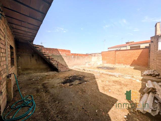 Casa-chalet en Venta en Canseco en Santa Amalia