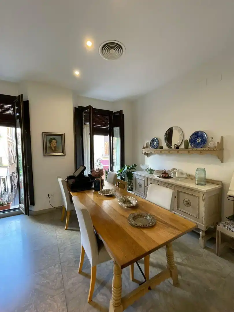 Comedor de Edificio en venta en Granada