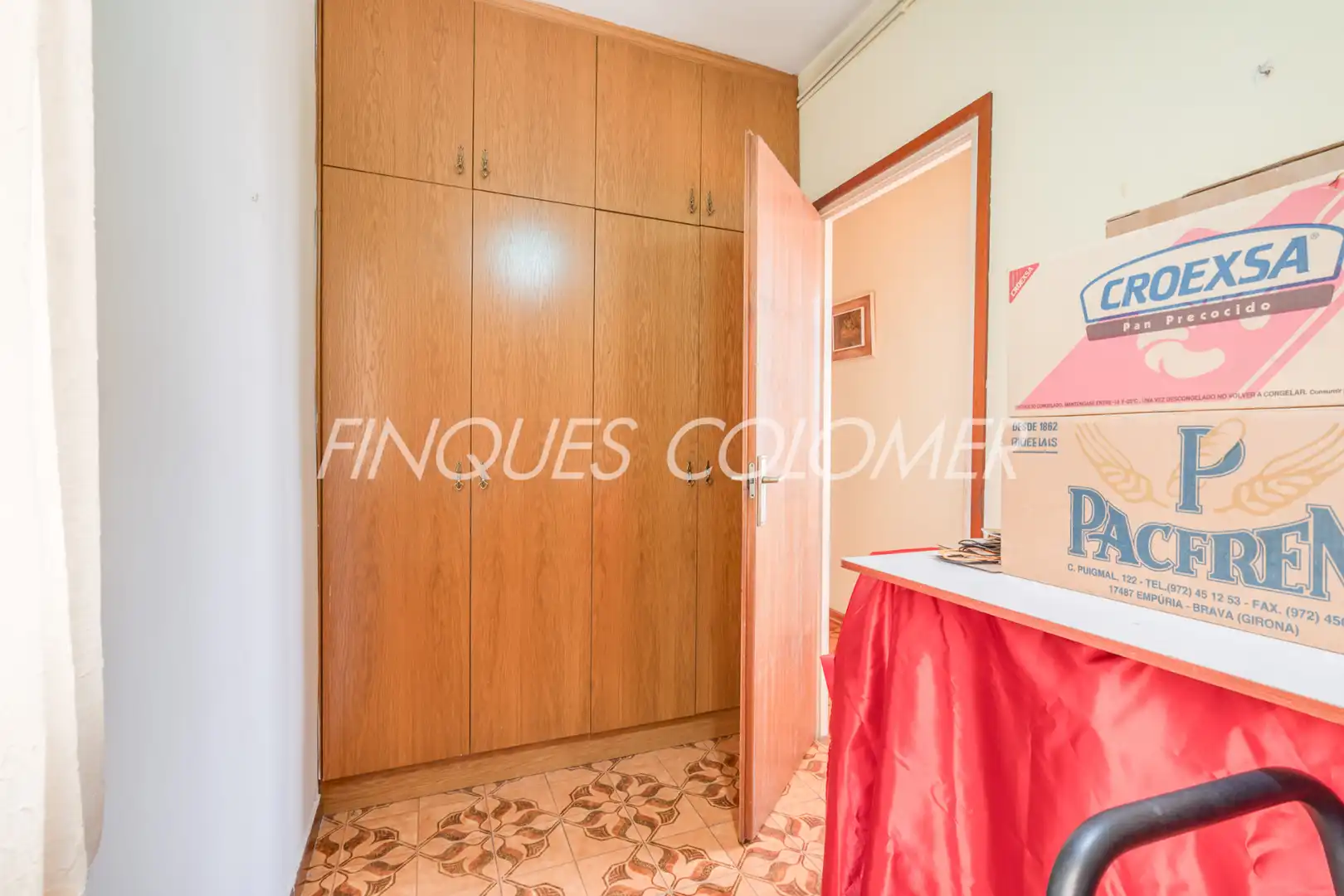 Ático en venta en Rubí con Calefacción, Terraza y Horno