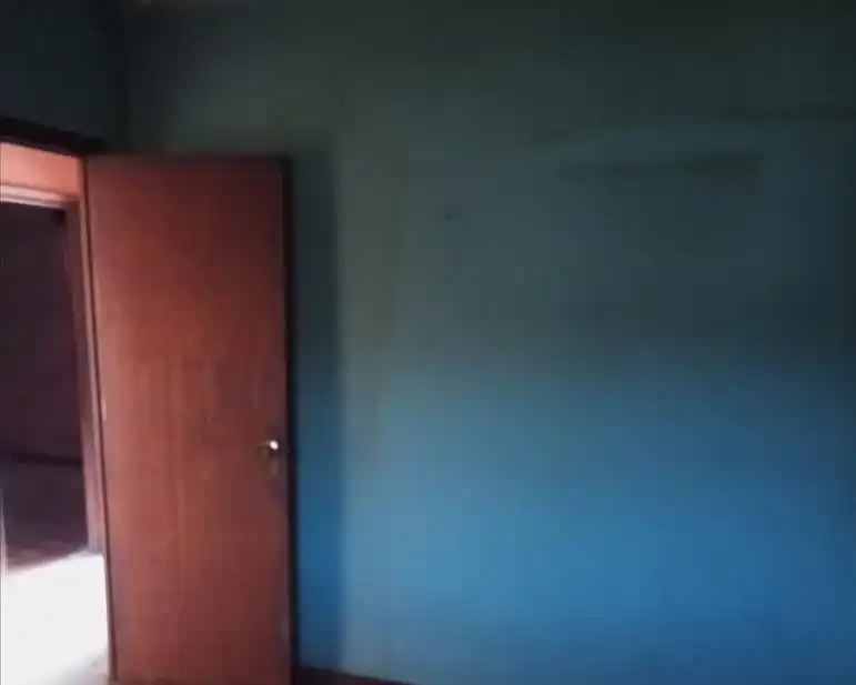 Casa aparellada en venda a Alfredo Canal, imagen 2
