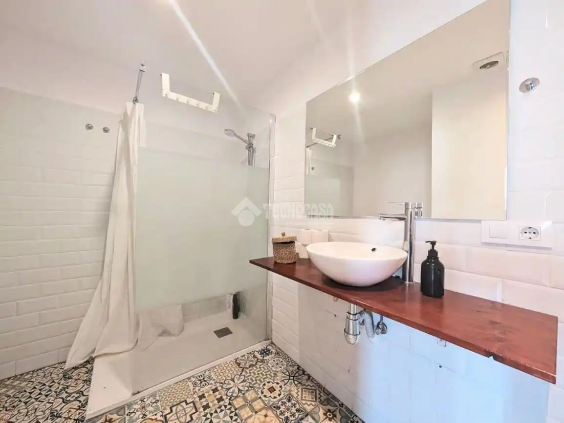 Flat for sale in Salut - Lloreda, imagen 4